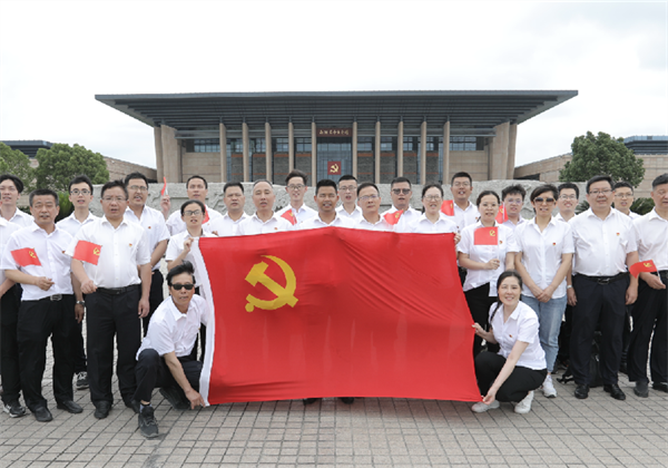 优秀党支部——888腾博会二建党支部